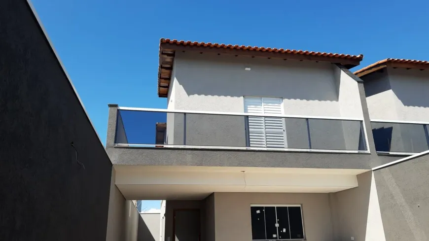 Foto 1 de Casa com 4 Quartos à venda, 120m² em Jardim Suarão, Itanhaém