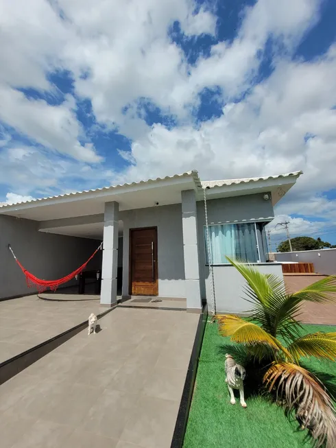 Foto 1 de Casa com 3 Quartos à venda, 120m² em Araruama, Araruama
