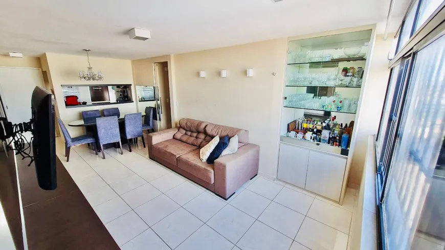 Foto 1 de Apartamento com 3 Quartos à venda, 94m² em Lagoa Nova, Natal