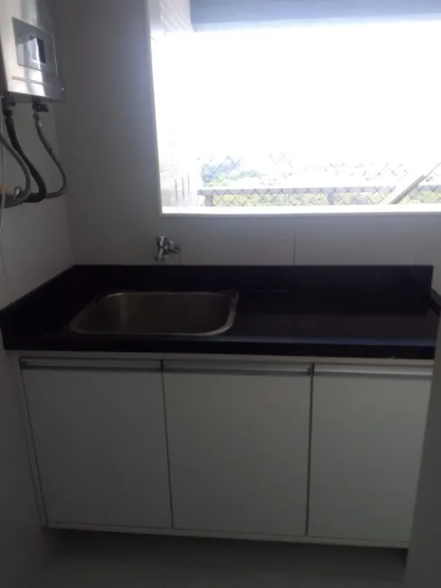 Foto 1 de Apartamento com 3 Quartos para alugar, 116m² em Patamares, Salvador