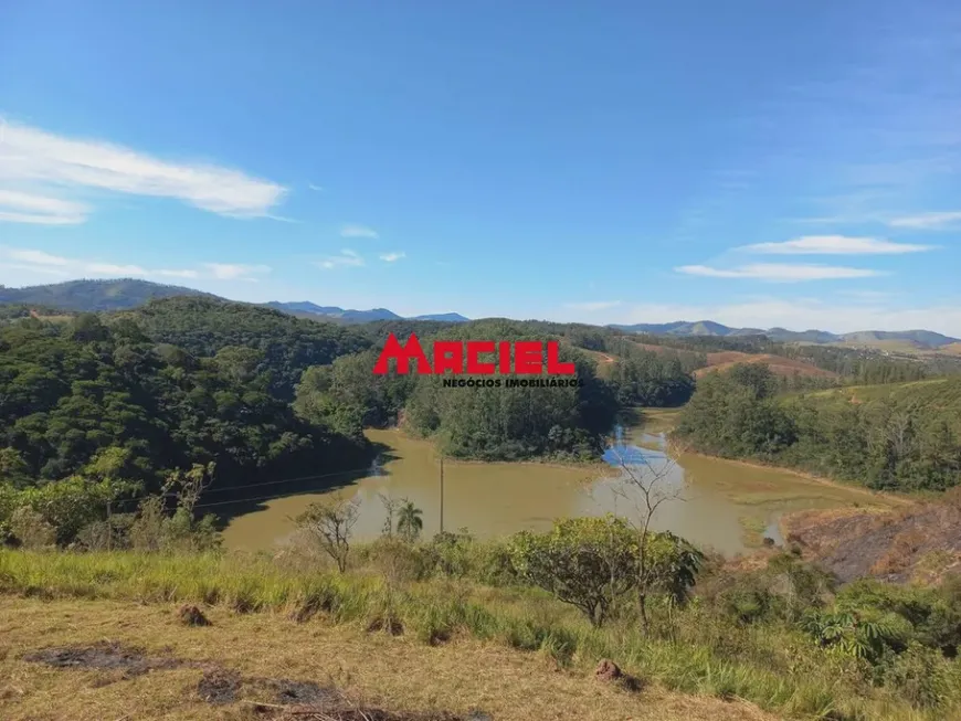 Foto 1 de Fazenda/Sítio com 3 Quartos à venda, 100m² em , Paraibuna