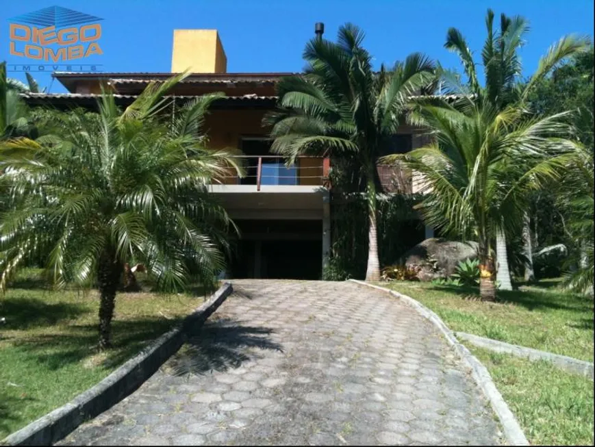 Foto 1 de Casa com 2 Quartos à venda, 350m² em Ponta das Canas, Florianópolis