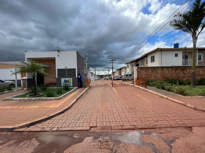 Foto 1 de Apartamento com 2 Quartos à venda, 48m² em Ypiranga, Valparaíso de Goiás