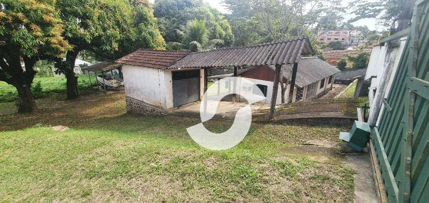 Foto 1 de Lote/Terreno à venda, 3090m² em Badu, Niterói