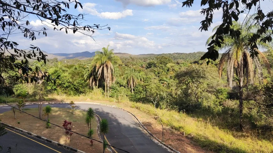 Foto 1 de Lote/Terreno à venda, 875m² em , Brumadinho