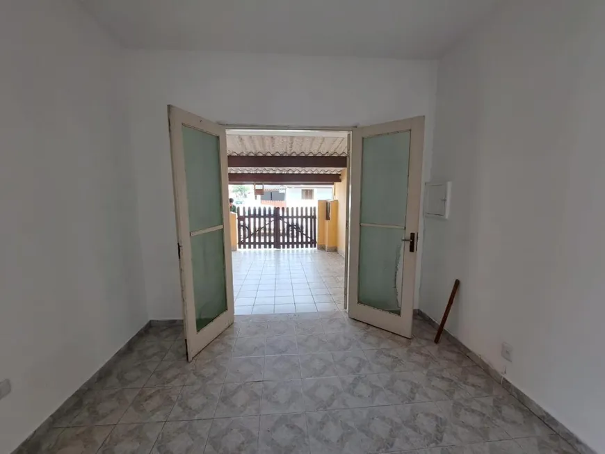 Foto 1 de Casa com 3 Quartos à venda, 90m² em Ivoty, Itanhaém