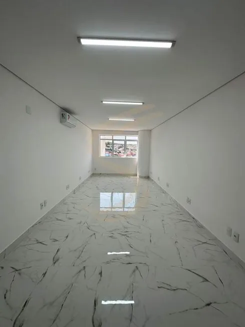 Foto 1 de Sala Comercial para alugar, 36m² em Condomínio Residencial Euroville, Bragança Paulista