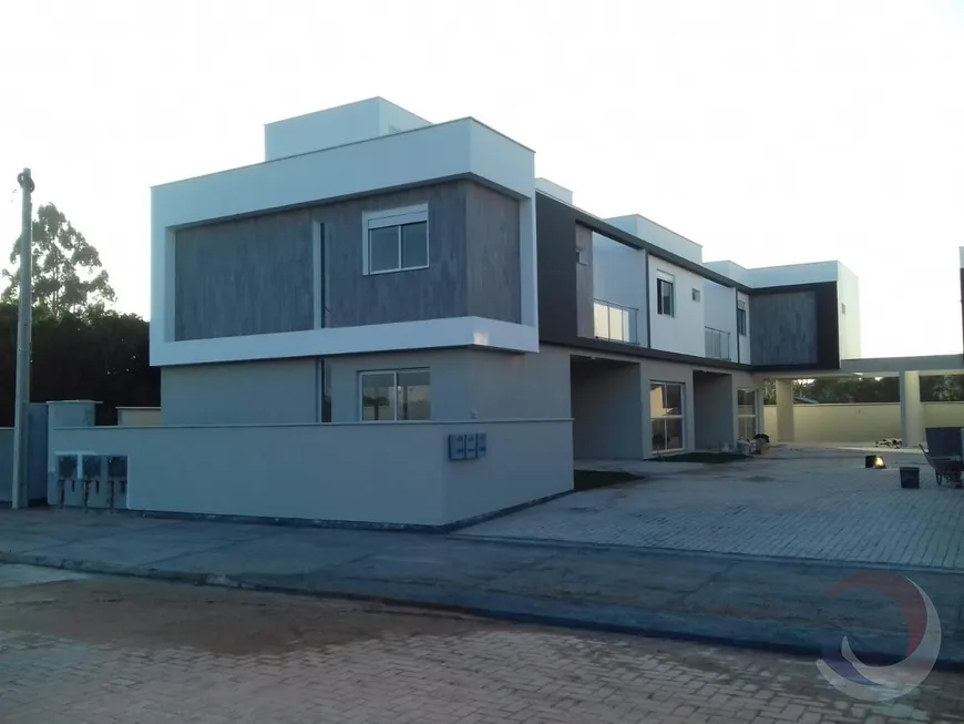Foto 1 de Casa com 3 Quartos à venda, 132m² em Campeche, Florianópolis