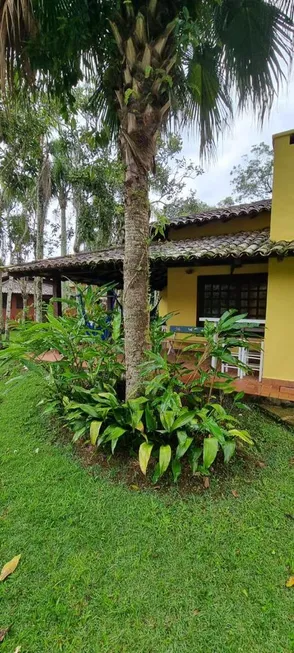 Foto 1 de Casa de Condomínio com 4 Quartos para venda ou aluguel, 220m² em Camburi, São Sebastião