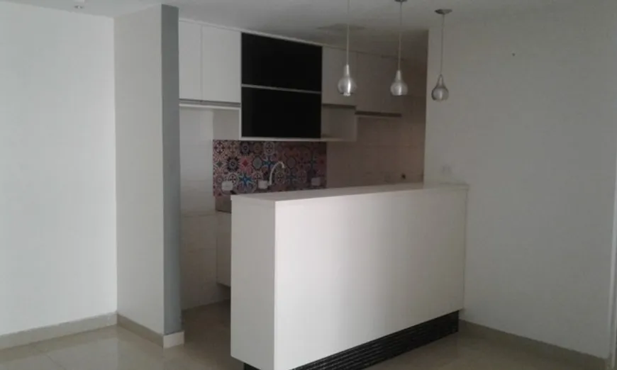 Foto 1 de Apartamento com 2 Quartos à venda, 56m² em Jardim Barbacena, Cotia