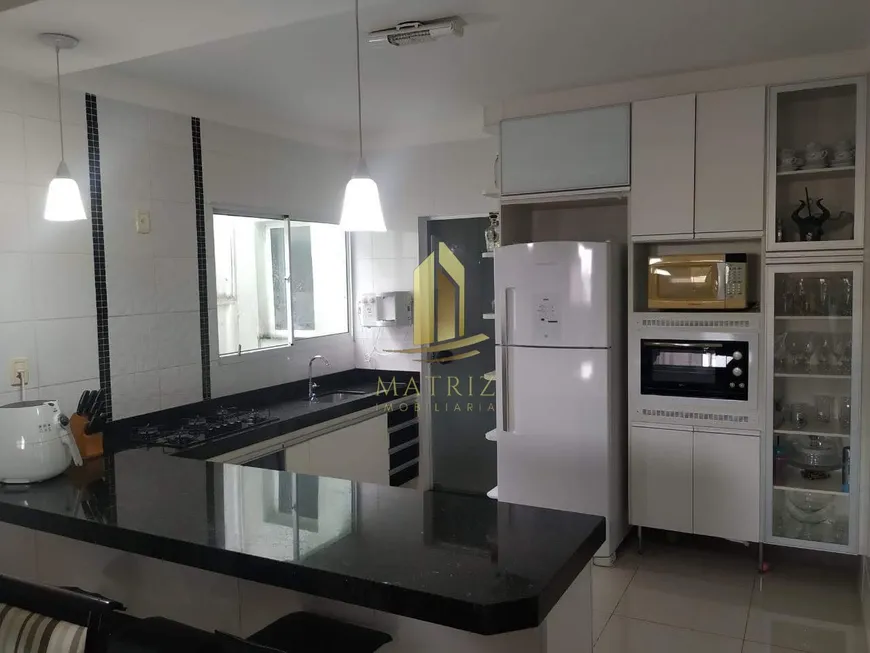 Foto 1 de Apartamento com 3 Quartos à venda, 90m² em Residencial Paraiso, Franca