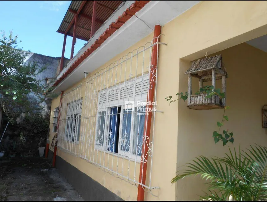 Foto 1 de Casa com 3 Quartos à venda, 100m² em Olaria, Nova Friburgo