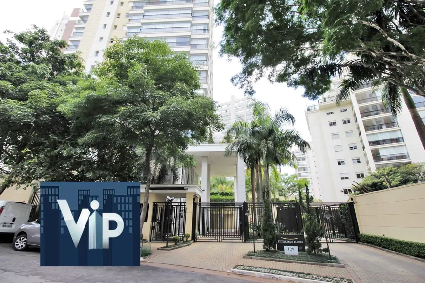Foto 1 de Apartamento com 3 Quartos à venda, 216m² em Jardim Vila Mariana, São Paulo