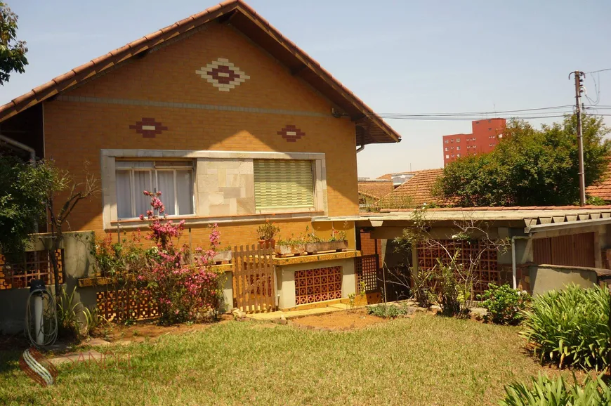 Foto 1 de Casa com 3 Quartos para venda ou aluguel, 300m² em Vila Santana, São Paulo