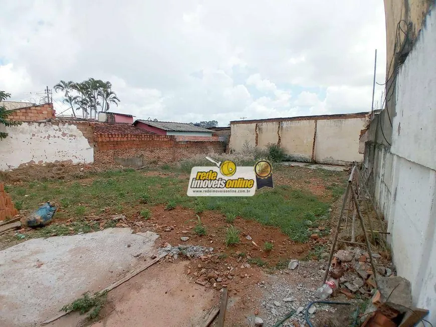 Foto 1 de Lote/Terreno à venda, 303m² em Mercês, Uberaba