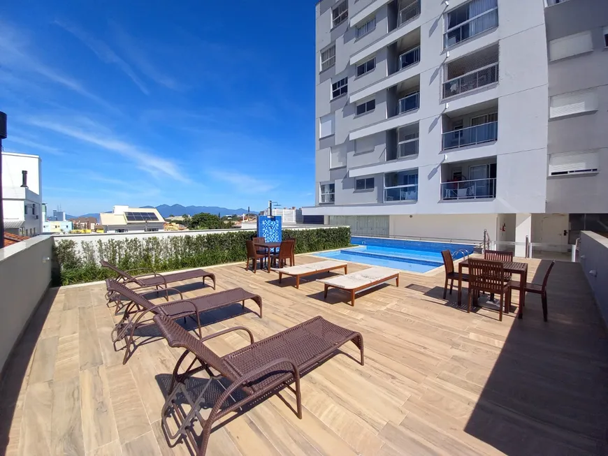 Foto 1 de Apartamento com 3 Quartos à venda, 78m² em Estreito, Florianópolis
