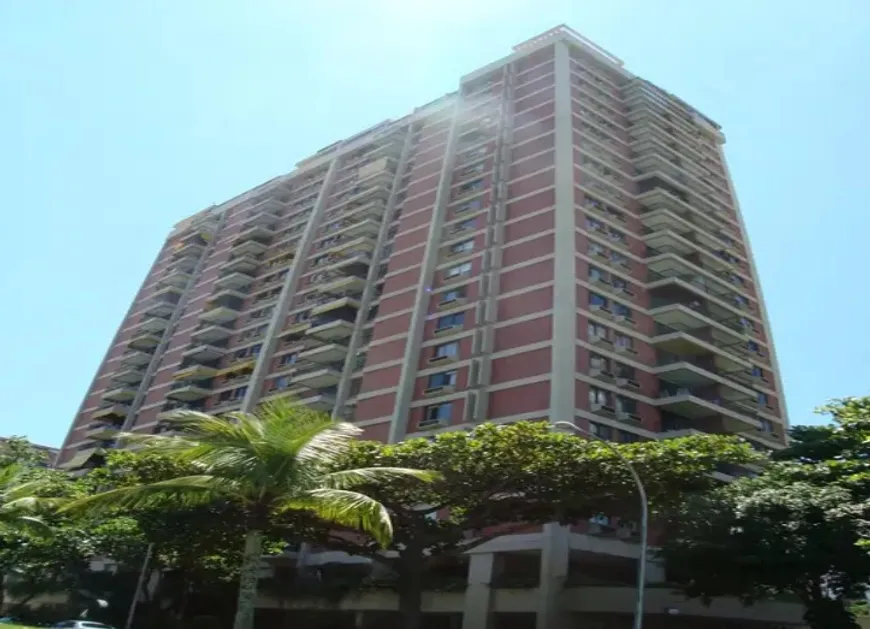 Foto 1 de Apartamento com 3 Quartos à venda, 104m² em Barra da Tijuca, Rio de Janeiro