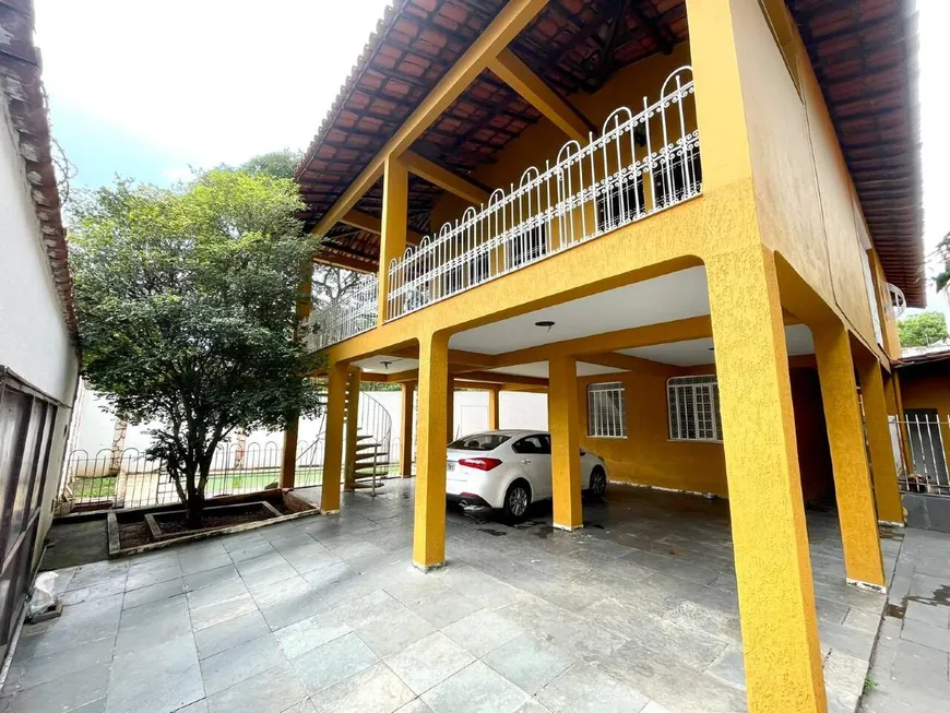 Foto 1 de Casa com 3 Quartos à venda, 433m² em Liberdade, Belo Horizonte