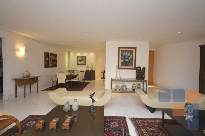 Foto 1 de Apartamento com 4 Quartos à venda, 273m² em Centro, Belo Horizonte