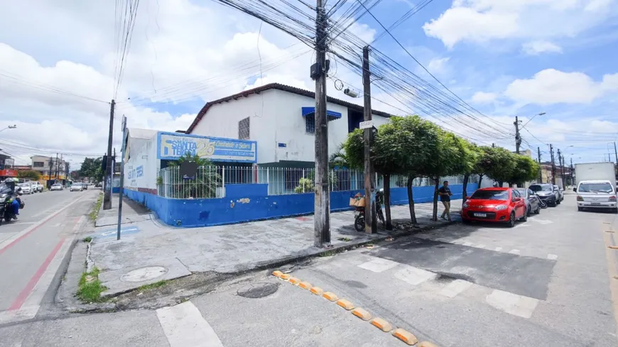 Foto 1 de Prédio Comercial com 12 Quartos para venda ou aluguel, 1320m² em Parangaba, Fortaleza