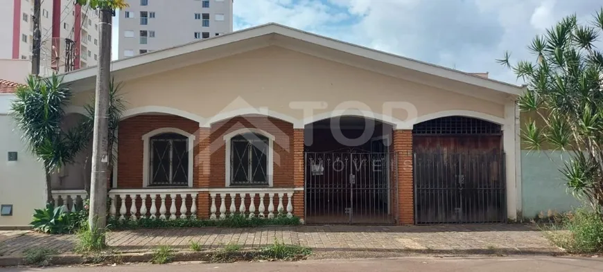 Foto 1 de Casa com 3 Quartos à venda, 303m² em Jardim Lutfalla, São Carlos