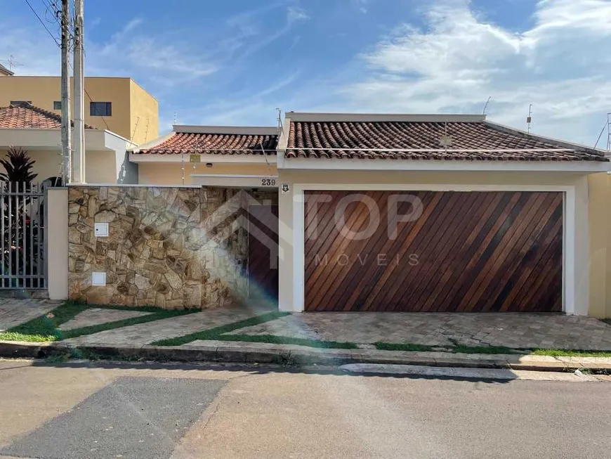 Foto 1 de Casa com 4 Quartos para alugar, 235m² em Parque Arnold Schimidt, São Carlos