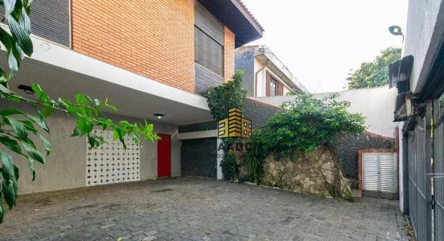 Foto 1 de Casa com 3 Quartos à venda, 256m² em Planalto Paulista, São Paulo