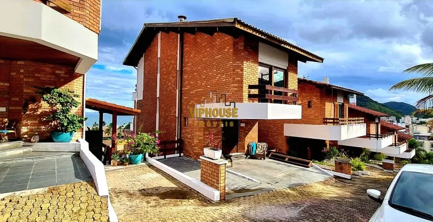 Foto 1 de Casa de Condomínio com 4 Quartos à venda, 450m² em Enseada, Guarujá