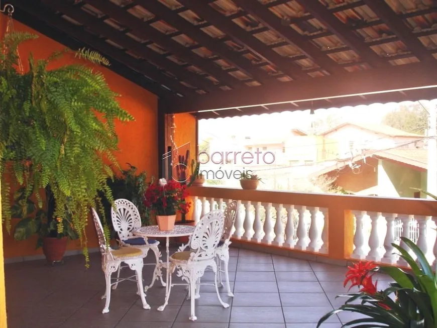 Foto 1 de Sobrado com 2 Quartos à venda, 268m² em Jardim Caçula, Jundiaí