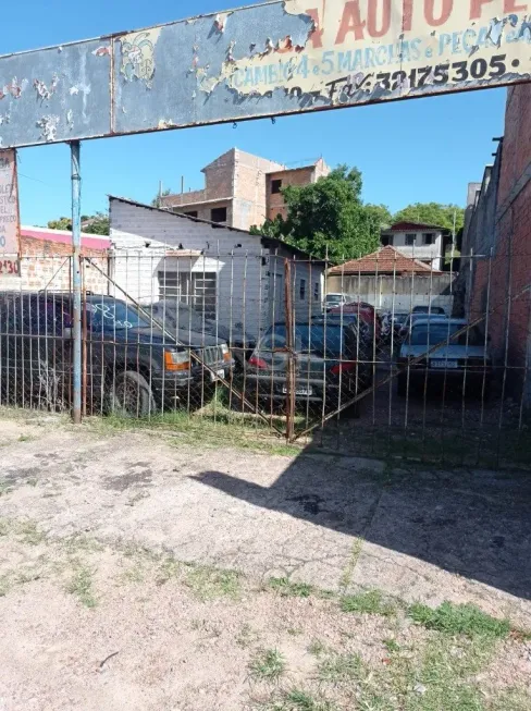 Foto 1 de Lote/Terreno à venda, 301m² em Jardim Carvalho, Porto Alegre