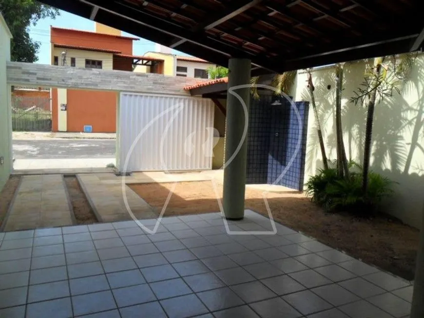 Foto 1 de Casa com 3 Quartos à venda, 140m² em Sapiranga, Fortaleza