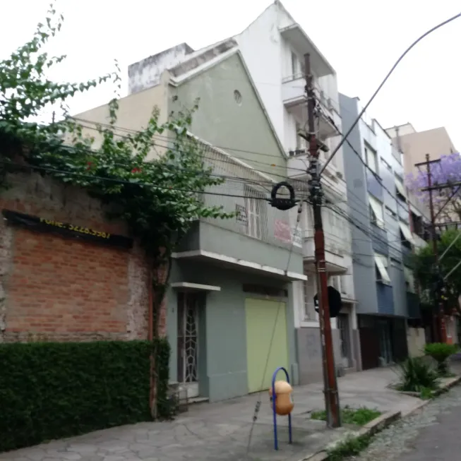 Foto 1 de Casa com 4 Quartos à venda, 180m² em Farroupilha, Porto Alegre