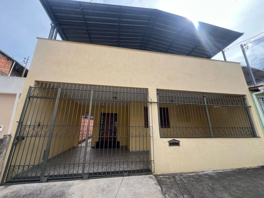 Foto 1 de Casa com 4 Quartos à venda, 200m² em Eldorado, Juiz de Fora