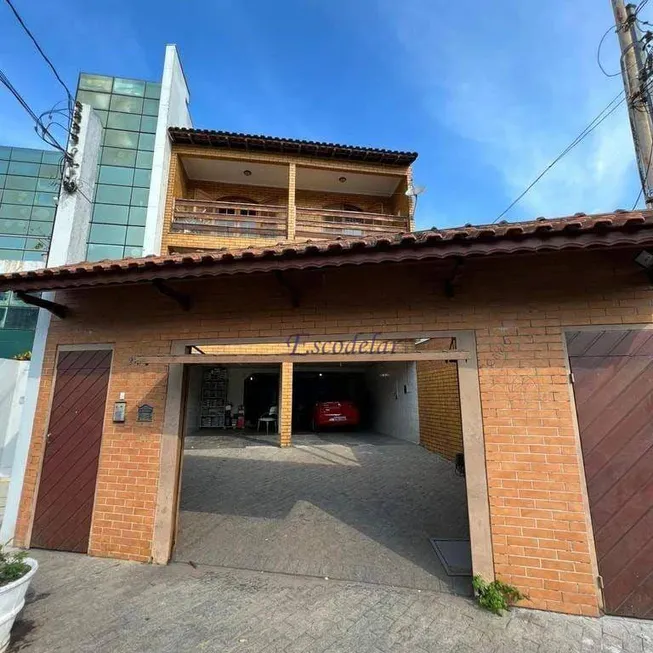 Foto 1 de Sobrado com 2 Quartos à venda, 180m² em Carandiru, São Paulo