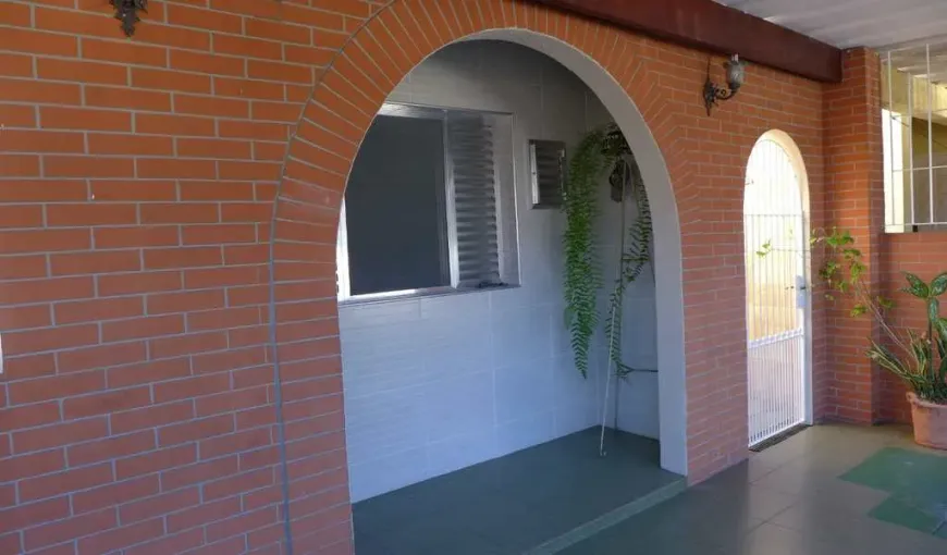 Foto 1 de Casa com 2 Quartos à venda, 122m² em Parque São Vicente, São Vicente