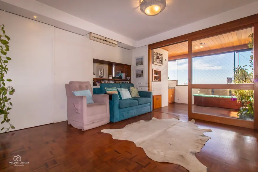 Foto 1 de Apartamento com 3 Quartos à venda, 96m² em Higienópolis, Porto Alegre
