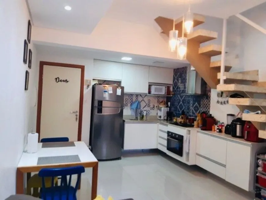 Foto 1 de Apartamento com 1 Quarto à venda, 75m² em Stella Maris, Salvador