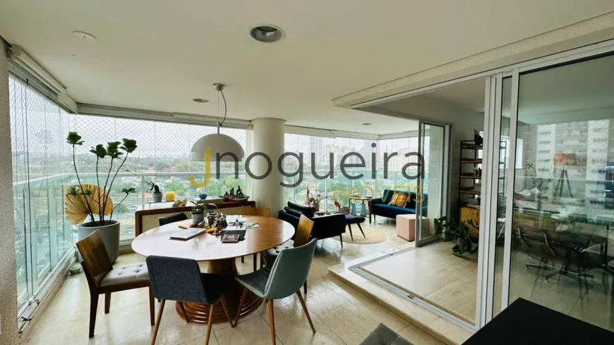 Foto 1 de Apartamento com 4 Quartos à venda, 185m² em Campo Belo, São Paulo