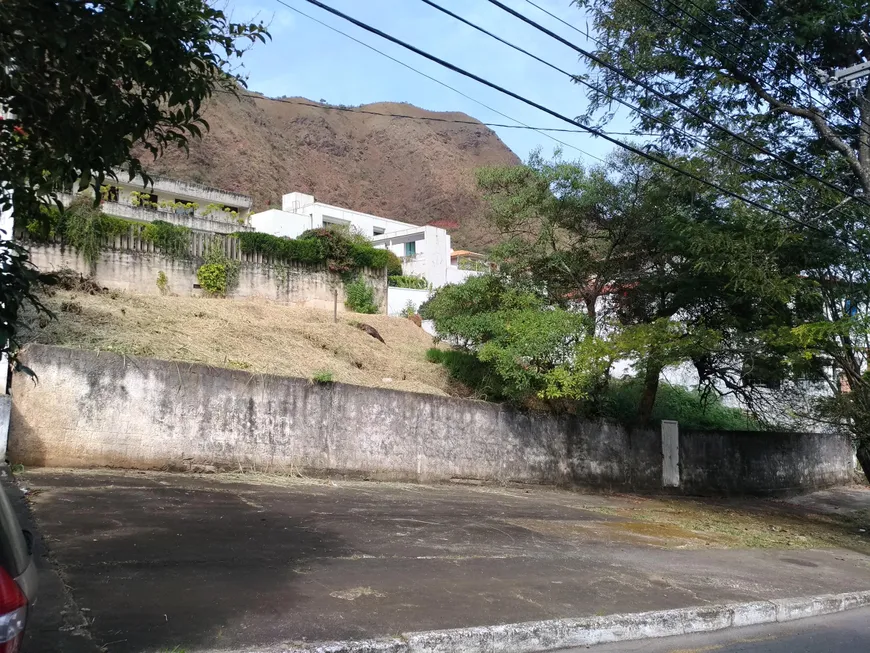 Foto 1 de Lote/Terreno à venda, 550m² em Mangabeiras, Belo Horizonte