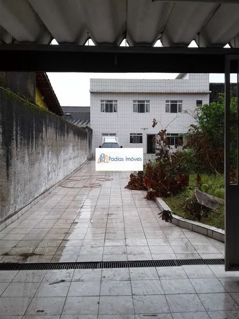 Foto 1 de Sobrado com 4 Quartos à venda, 159m² em Balneario Itaguai, Mongaguá