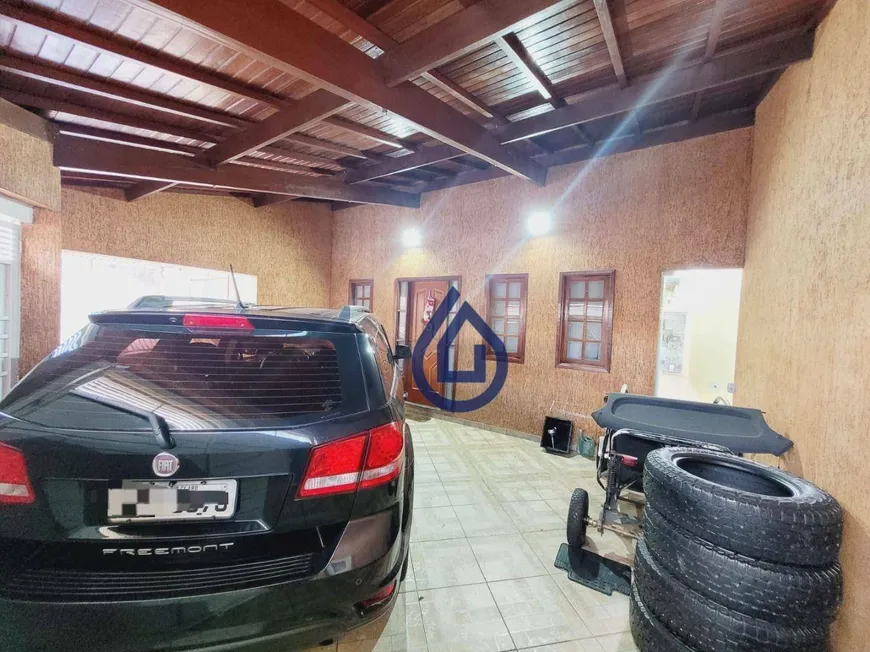 Foto 1 de Casa com 3 Quartos à venda, 150m² em Jardim Bandeirante, Rio Claro