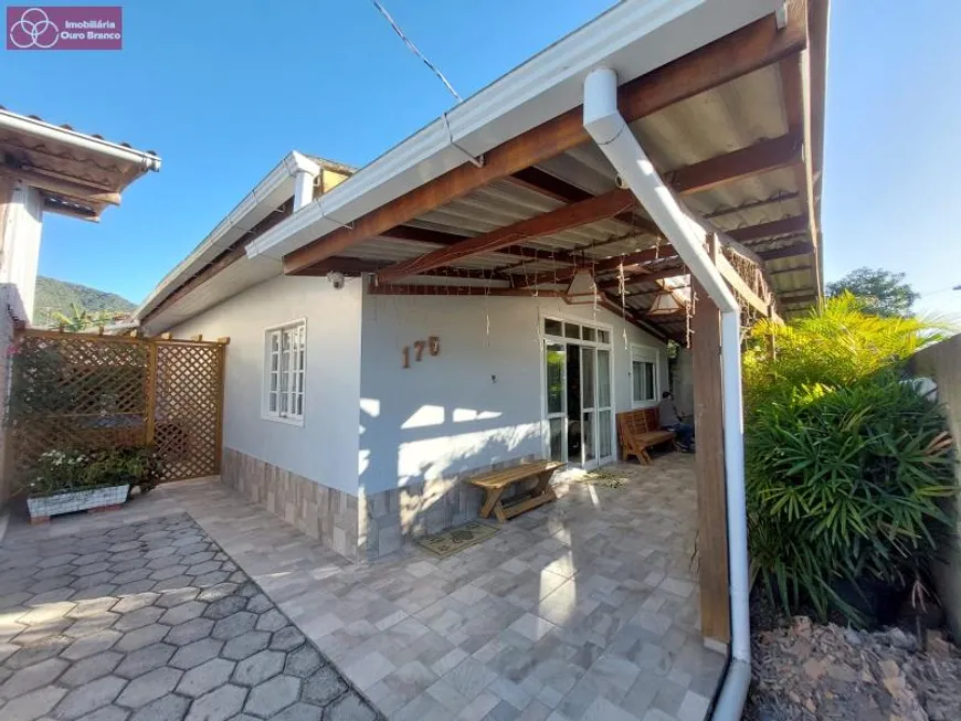 Foto 1 de Casa com 3 Quartos à venda, 156m² em Vargem do Bom Jesus, Florianópolis