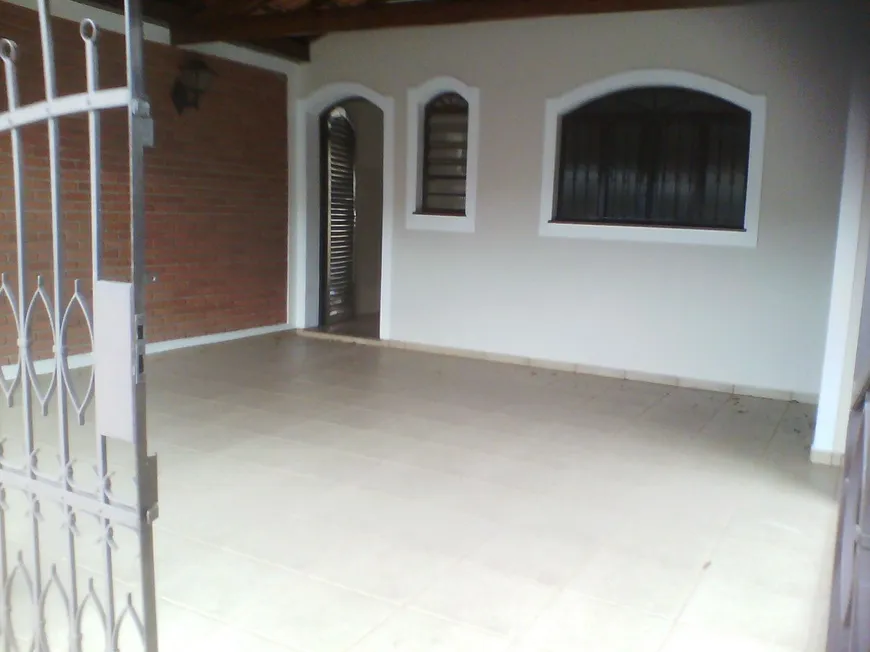 Foto 1 de Casa com 3 Quartos à venda, 175m² em JARDIM PETROPOLIS, Piracicaba