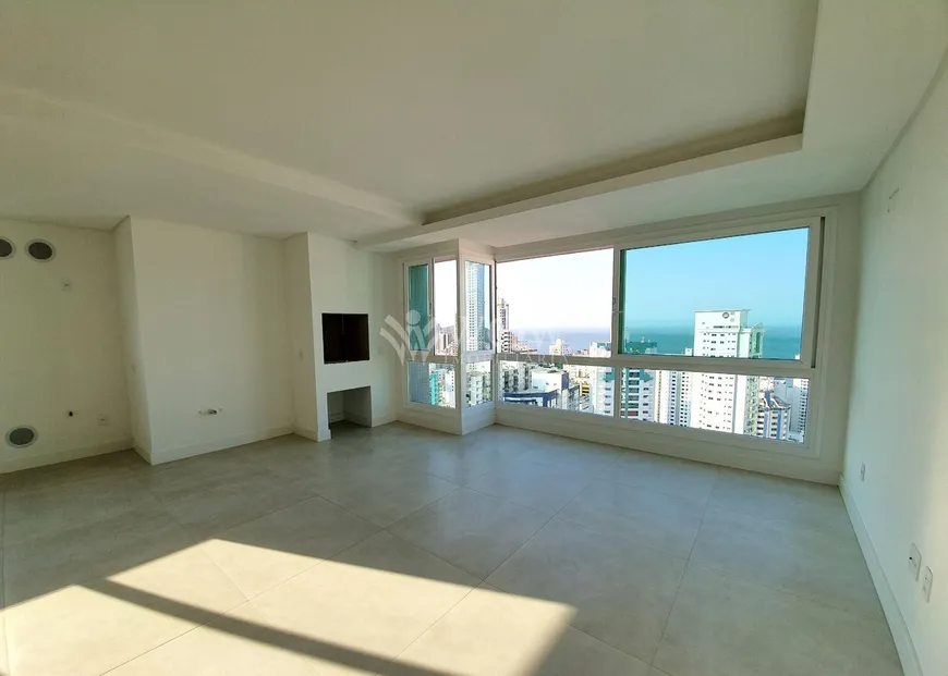 Foto 1 de Apartamento com 3 Quartos à venda, 137m² em Centro, Balneário Camboriú