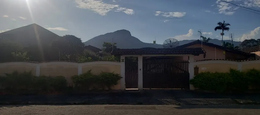 Foto 1 de Casa com 3 Quartos à venda, 100m² em Indaiá, Caraguatatuba