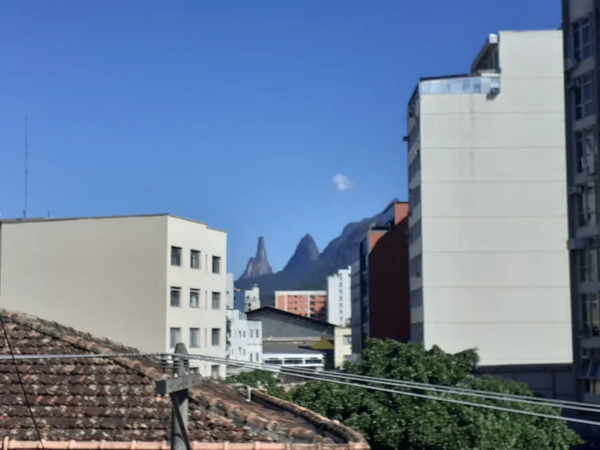 Foto 1 de Apartamento com 2 Quartos à venda, 50m² em Varzea, Teresópolis