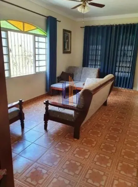 Foto 1 de Casa com 3 Quartos à venda, 100m² em Jardim Vale do Sol, São José dos Campos