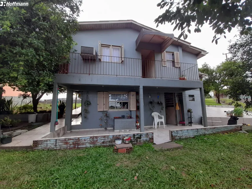 Foto 1 de Casa com 4 Quartos à venda, 100m² em Petrópolis, Novo Hamburgo