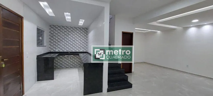 Foto 1 de Casa com 2 Quartos à venda, 99m² em Extensão Serramar, Rio das Ostras