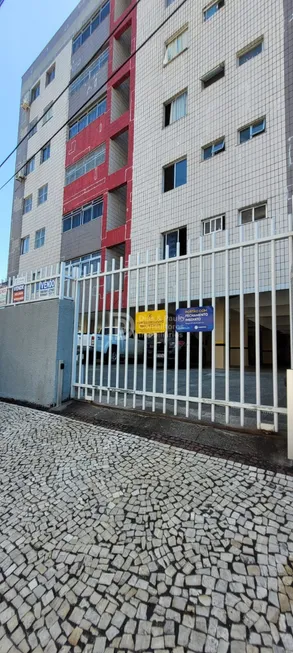 Foto 1 de Apartamento com 3 Quartos para venda ou aluguel, 121m² em Fátima, Fortaleza